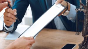 Maaşı geç yatan işçiye Yargıtay kararı