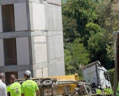 Sarıyer'de hafriyat kamyonunun altında kalan 44 yaşındaki işçi yaşamını kaybetti