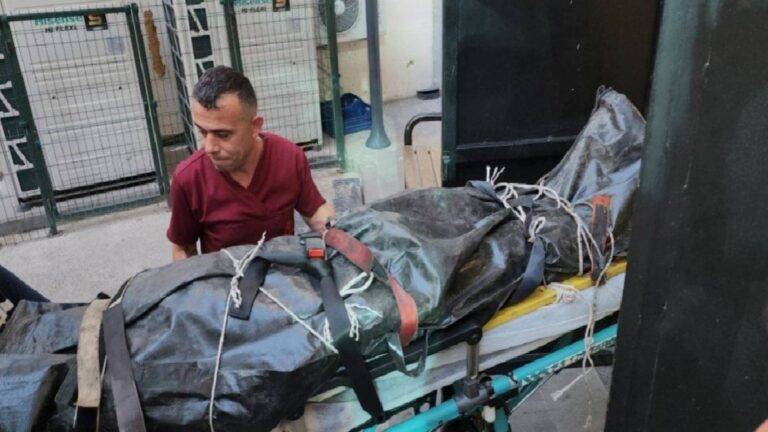 Zonguldak'ta ruhsatsız maden ocağındaki göçükte 54 yaşındaki işçi hayatını kaybetti 17 Zonguldak'ta ruhsatsız maden ocağındaki göçükte 54 yaşındaki işçi hayatını kaybetti