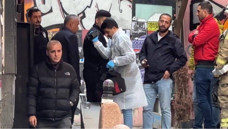 Asansörün altında kalan 52 yaşındaki işçi yaşamını kaybetti!