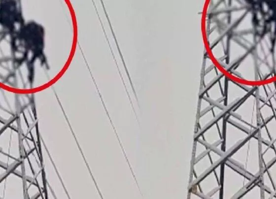 Bursa'da arıza için gittiği elektrik direğine çıkan 26 yaşındaki işçi akıma kapılarak hayatını kaybetti!