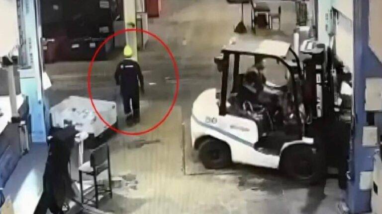 Tekirdağ'da forkliftle dolap arasına sıkışan 29 yaşındaki işçi yaşamını kaybetti!