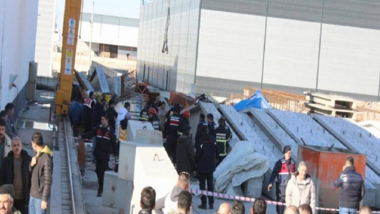 Aksaray'da fabrikada üzerine beton blok düşen 30 yaşındaki işçi hayatını kaybetti 2