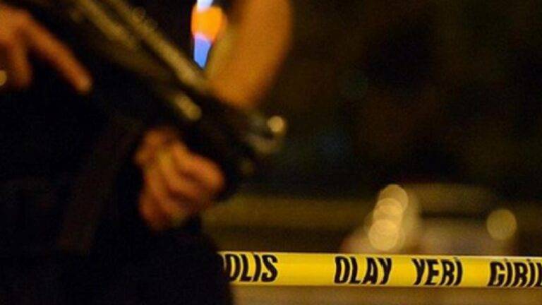 Balıkesir'de inşaattan düşen işçi hayatını kaybetti 11 Balıkesir'de inşaattan düşen işçi hayatını kaybetti
