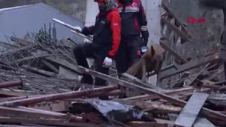 Trabzon'da çöken inşaat enkazının altında kalan 52 yaşındaki işçi yaşamını kaybetti!