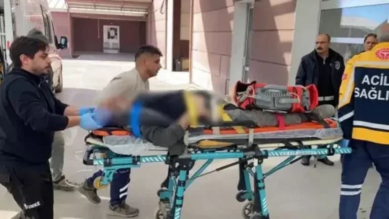 Emekliyi çalışmaya mahkum edip, öldürüyorlar! İnşaattan düşen 62 yaşındaki işçi hayatını kaybetti 16 Emekliyi çalışmaya mahkum edip, öldürüyorlar! İnşaattan düşen 62 yaşındaki işçi hayatını kaybetti