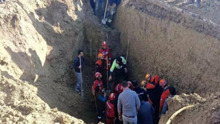Polatlı'da yaşanan göçükte iki işçi hayatını kaybetti