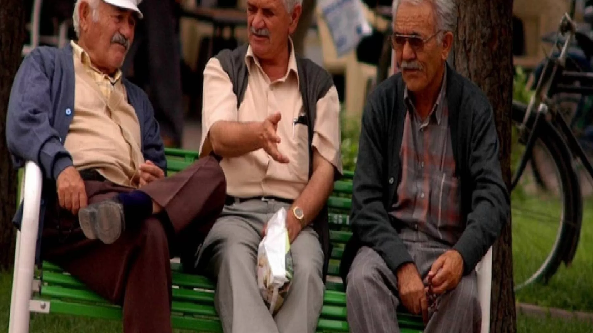 Emekliyi rezil ettiler; Dünya emekli maaşı sıralamasına Türkiye sonda!