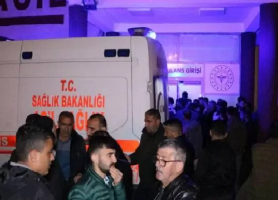 Hakkari'de maden ocağında iş makinesinin altında kalan 34 yaşındaki işçi yaşamını kaybetti!
