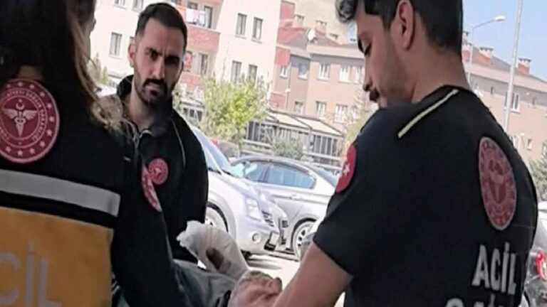 İnegöl’de mobilya imalathanesinde makineye elini kaptıran işçinin 3 parmağı koptu 9 İnegöl’de mobilya imalathanesinde makineye elini kaptıran işçinin 3 parmağı koptu