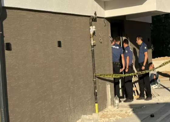 Kütahya'da asansör boşluğuna düşen 31 yaşındaki işçi hayatını kaybetti 1