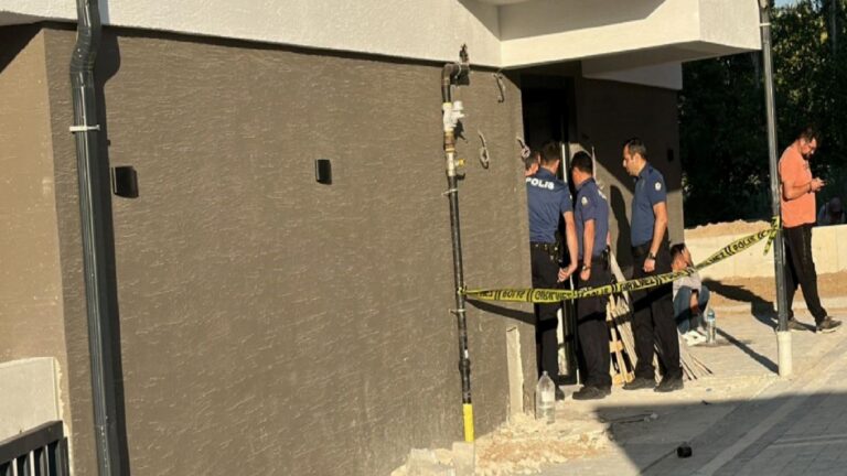 Kütahya'da asansör boşluğuna düşen 31 yaşındaki işçi hayatını kaybetti 1