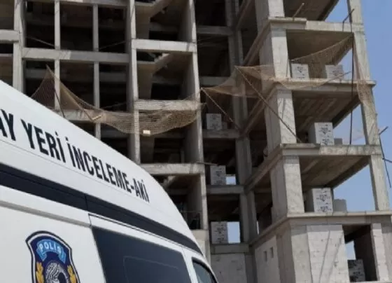 Aydın'da 8. kattan düşen 44 yaşındaki inşaat işçisi hayatını kaybetti!