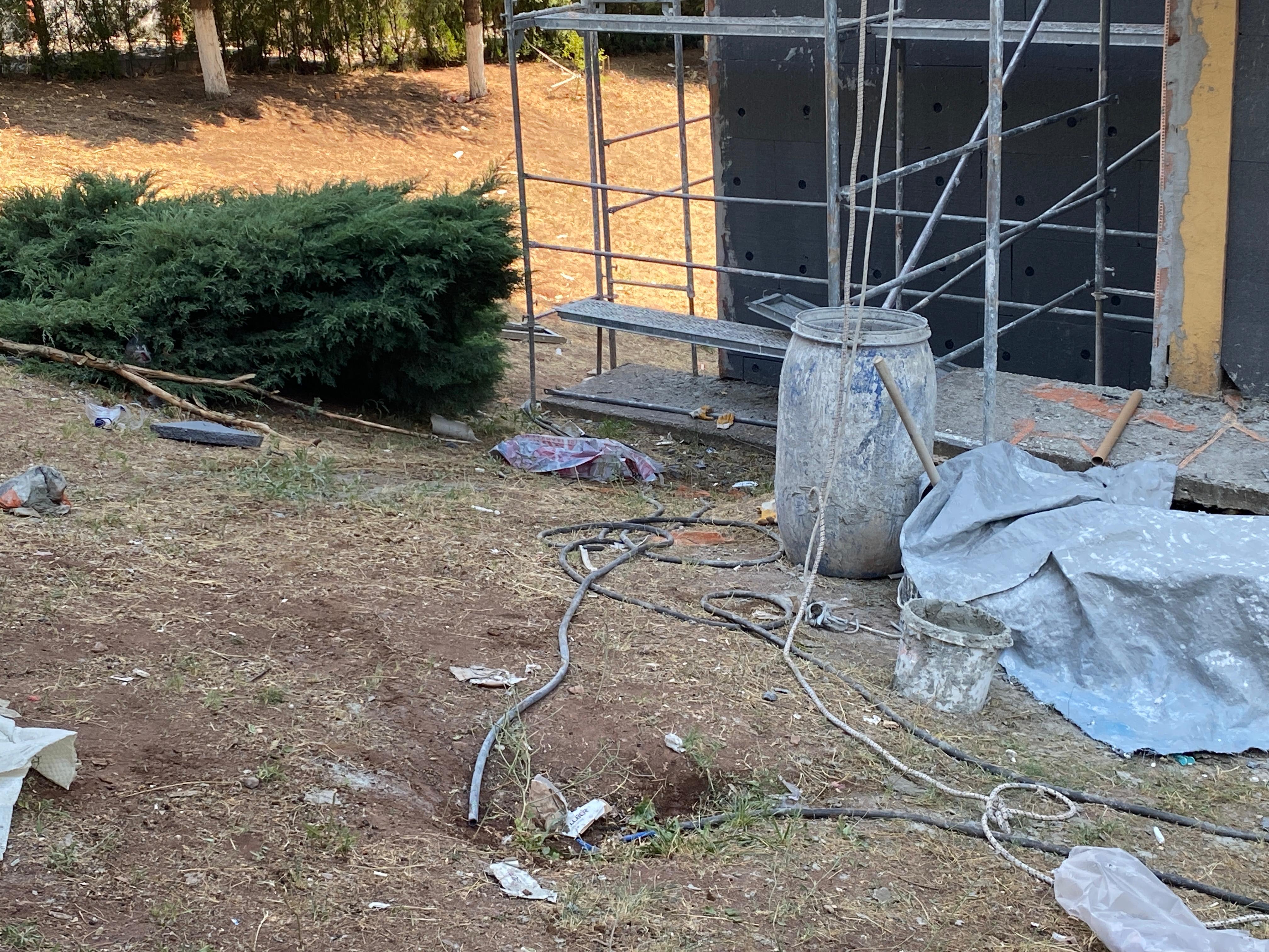 Eskişehir'de inşaatta 43 yaşındaki işçi inşaattan düşerek hayatını kaybetti