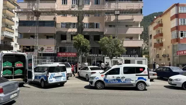 Kahramanmaraş'ta inşaat iskelesi çöktü: 2 işçi hayatını kaybetti, 1 işçi ağır yaralı 1