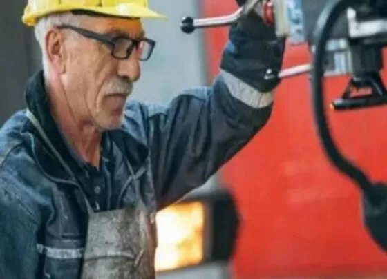 Kayıtlı çalışan emekli sayısı 8 yılda üçe katlandı