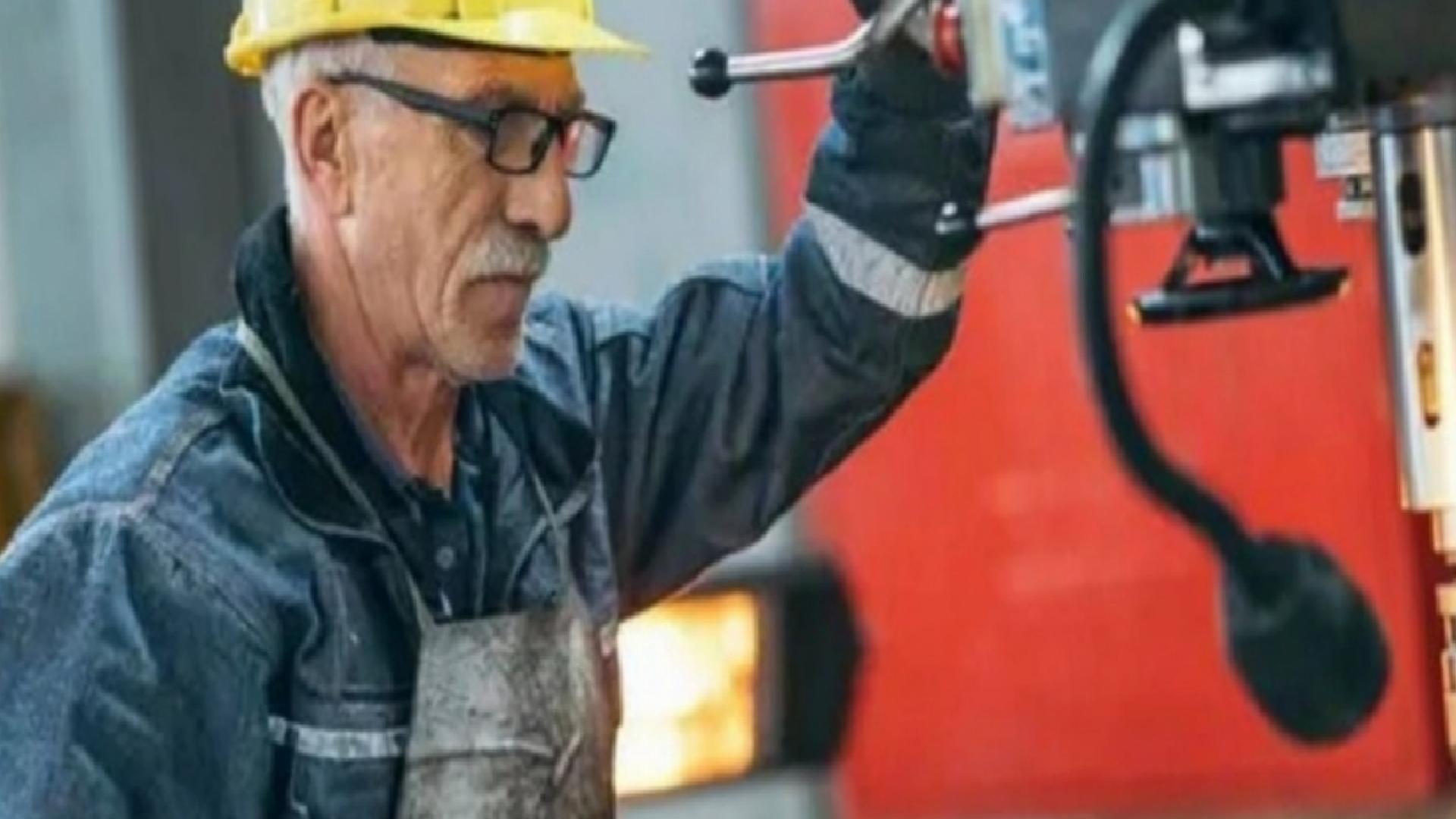 Kayıtlı çalışan emekli sayısı 8 yılda üçe katlandı