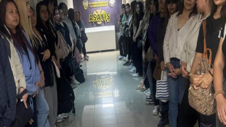 Yabancı işçi sınır dışı masrafları işverene yüklenecek 14 Yabancı işçi sınır dışı masrafları işverene yüklenecek