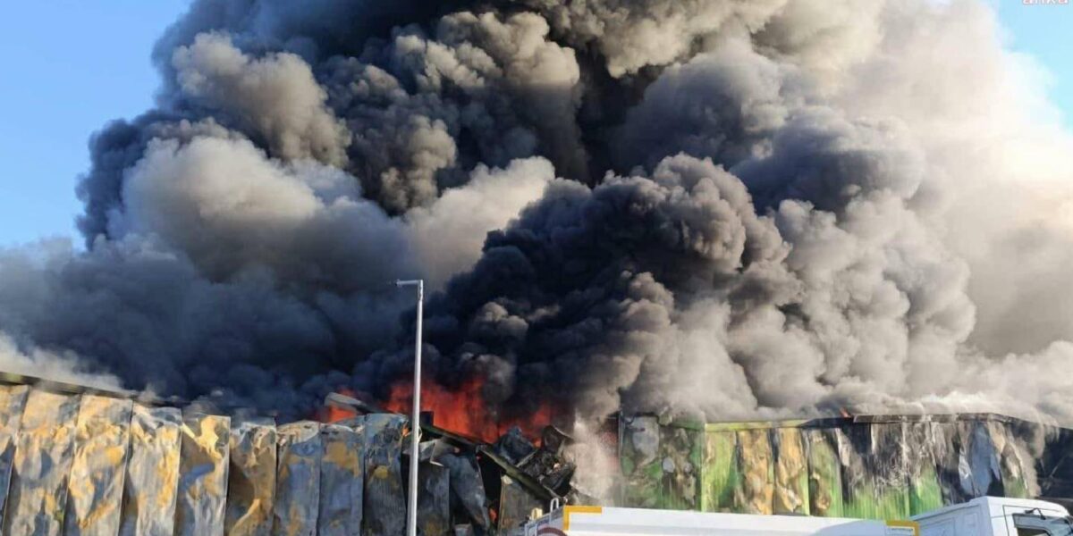 Balıkesir'de süt fabrikasında çıkan yangında 2 işçi hayatını kaybetti!