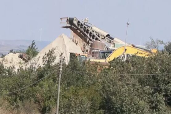 Silivri'de kum ocağında göçük: 1 işçi hayatını kaybetti