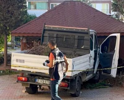 Çorlu'da ağaç budayan 43 yaşındaki işçi hayatını kaybetti