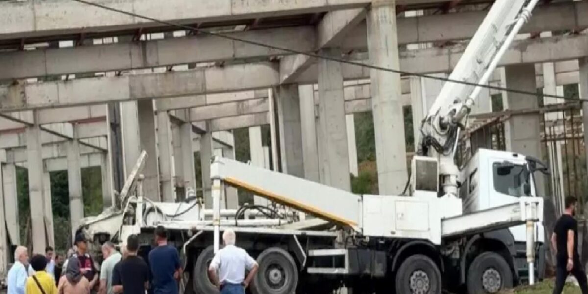 Ordu'da beton mikseri devrildi: 26 yaşındaki işçi hayatını kaybetti