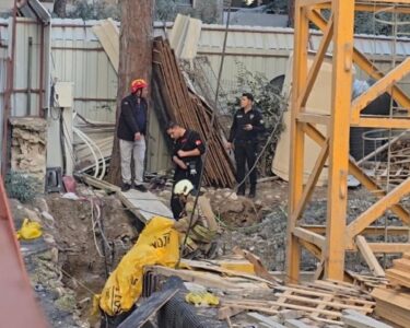 Kadıköy'de 60 yaşındaki işçi inşaatta yüksekten düşerek can verdi