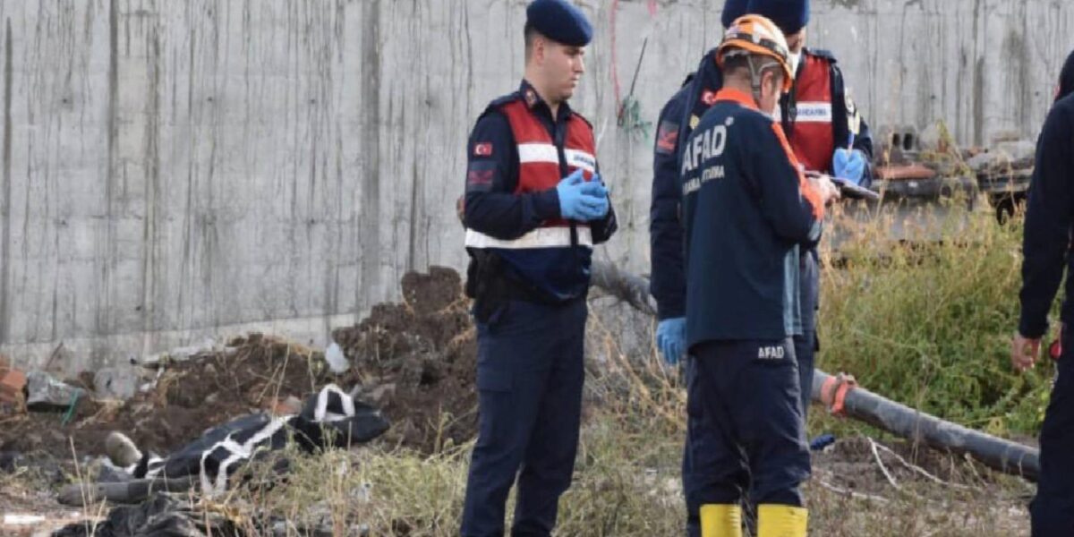Sivas'ta foseptik çukuruna düşen 2 işçi hayatını kaybetti