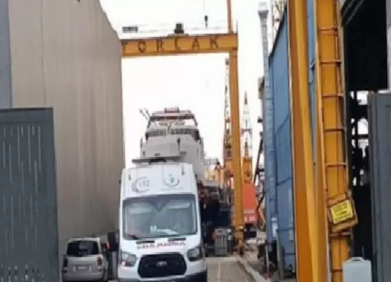 Tuzla tersanesinde karbondioksit tüpü patladı: 1 işçi hayatını kaybetti