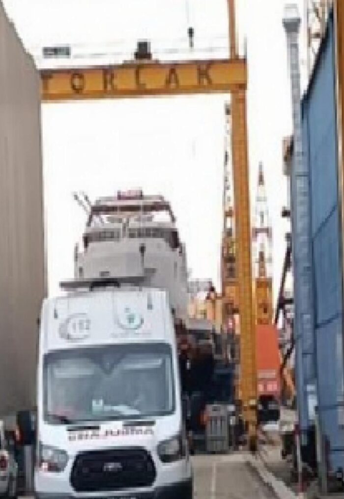 Tuzla tersanesinde karbondioksit tüpü patladı: 1 işçi hayatını kaybetti