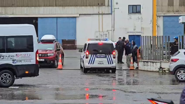 Tuzla tersanelerinde gemi yan yattı: 1 işçi yaşamını kaybetti 3 Tuzla tersanelerinde gemi yan yattı: 1 işçi yaşamını kaybetti 1