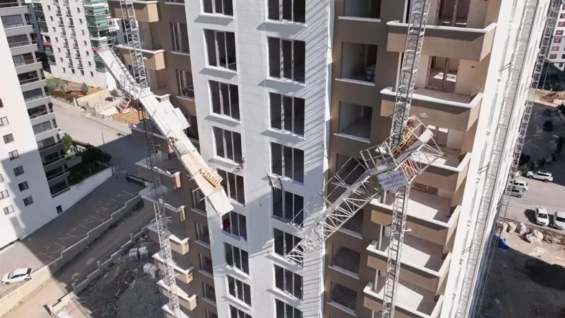 Ankara'da sıva yapmak için kurulan platform kırıldı: 2 işçi hayatını kaybetti