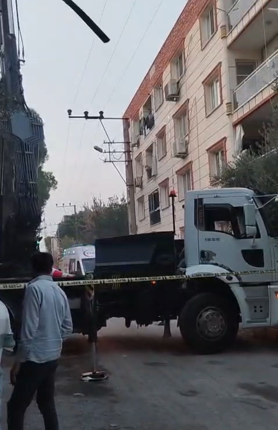 Manisa'da vinçte elektrik kablosuna temas eden işçi hayatını kaybetti