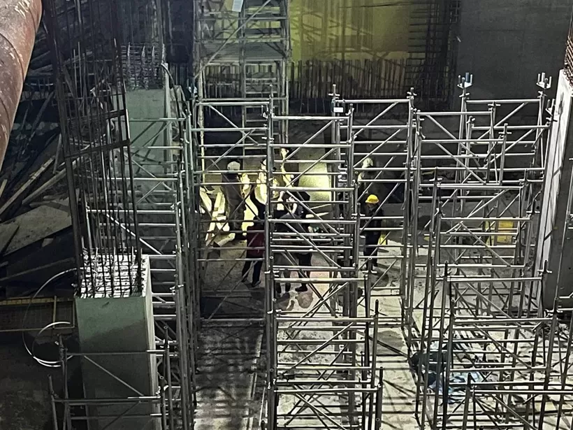 İstanbul Beyoğlu'nda metro inşaatında iskele devrildi: 1 işçi hayatını kaybetti 1 İstanbul Beyoğlu'nda metro inşaatında iskele devrildi: 1 işçi hayatını kaybetti