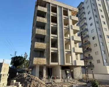 Adana'da inşaatın 4. katından düşen 45 yaşındaki işçi hayatını kaybetti