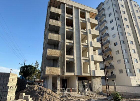 Adana'da inşaatın 4. katından düşen 45 yaşındaki işçi hayatını kaybetti