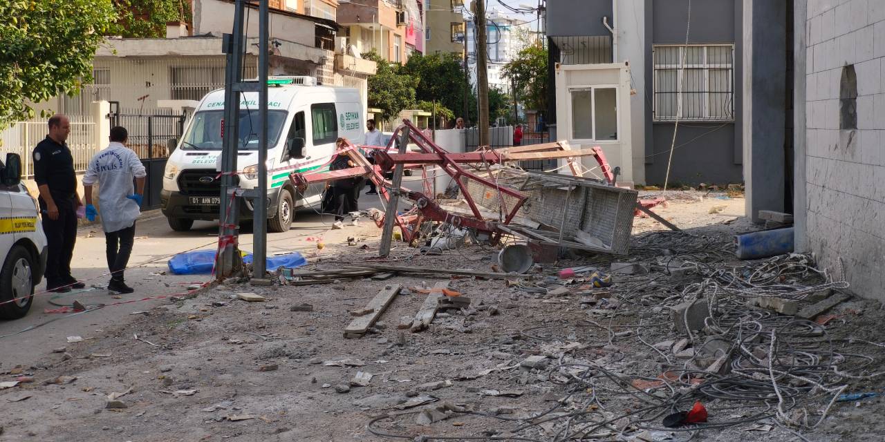 Adana'da asansörlü iskelenin düşmesi sonucu 53 yaşındaki işçi yaşamını kaybetti 2 Adana'da asansörlü iskelenin düşmesi sonucu 53 yaşındaki işçi yaşamını kaybetti