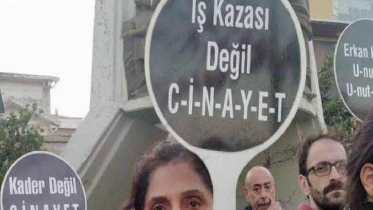 Adana'da asansörlü iskelenin düşmesi sonucu 53 yaşındaki işçi yaşamını kaybetti