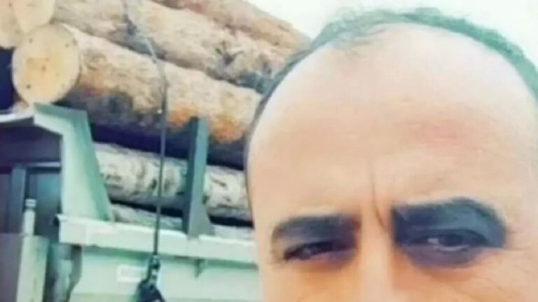 Artvin'de devrilen ağacın altında kalan 42 yaşındaki orman işçisi hayatını kaybetti
