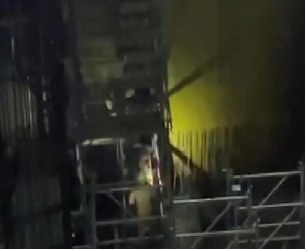 İstanbul Beyoğlu'nda metro inşaatında iskele devrildi: 1 işçi hayatını kaybetti 1