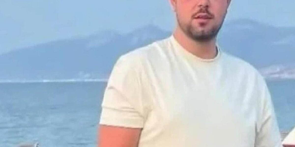 İzmir’de yüksekten düşen 22 yaşındaki işçi hayatını kaybetti