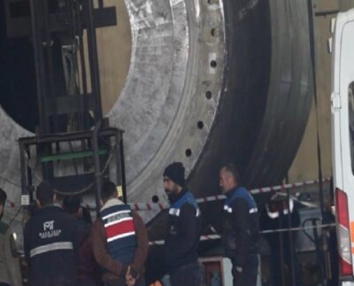 Kırıkkale'de 3 tonluk sacın altında kalan 2 işçi hayatını kaybetti