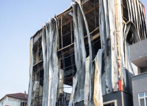 Kozmetik fabrikasında yanarak ölen çocuk işçiyi 16 saat çalıştırmışlar