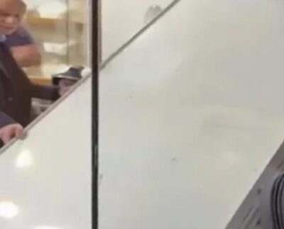 Ankara'da kuyumcuda vitrin asansörünün altında kalan işçi hayatını kaybetti