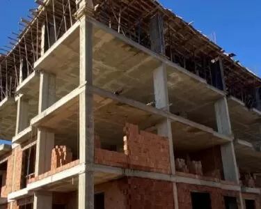 Mardin'de inşaattan düşen 52 yaşındaki işçi hayatını kaybetti