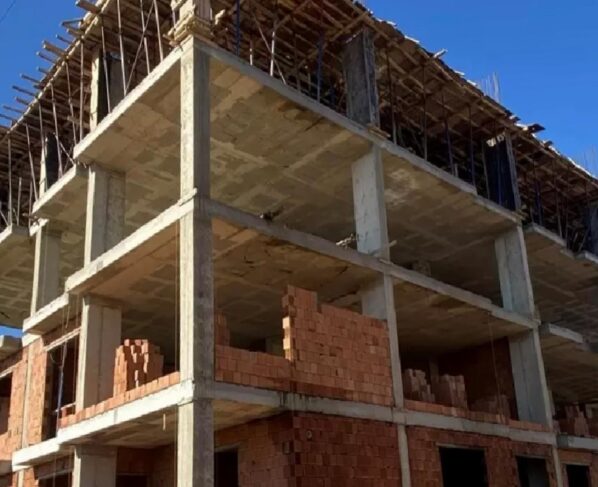 Mardin'de inşaattan düşen 52 yaşındaki işçi hayatını kaybetti