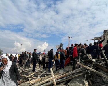 Şanlıurfa'da inşaat çöktü: İki işçi hayatını kaybetti