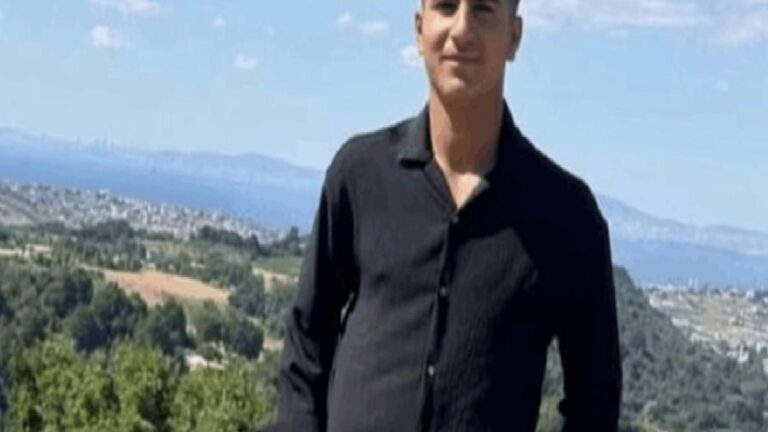 Bursa'da inşaatın 5. kattan düşen 26 yaşındaki işçi hayatını kaybetti! 10 Bursa'da inşaatın 5. kattan düşen 26 yaşındaki işçi hayatını kaybetti!