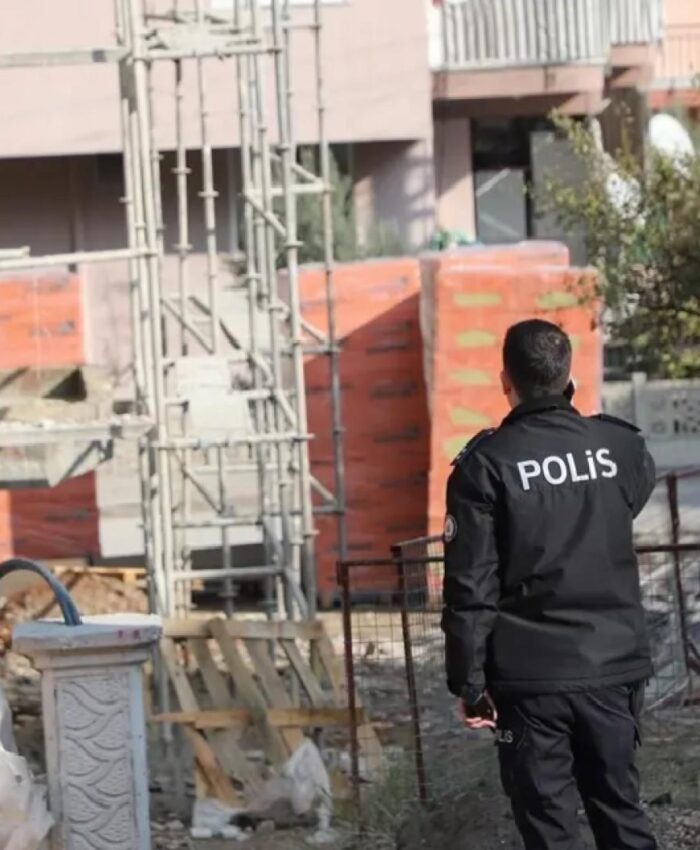 Denizli'de 64 yaşında çalışmak zorunda kalan işçi inşaattan düşerek hayatını kaybetti!