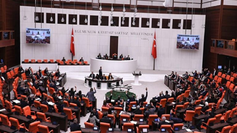 Meclis'te istismar skandalı! Verilen cezalar açıklandı 5 Meclis'te istismar skandalı! Verilen cezalar açıklandı